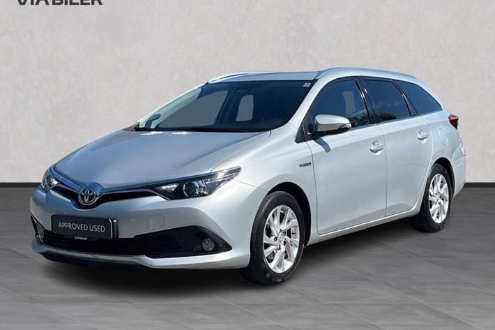 Grå Toyota Auris fra 2017
