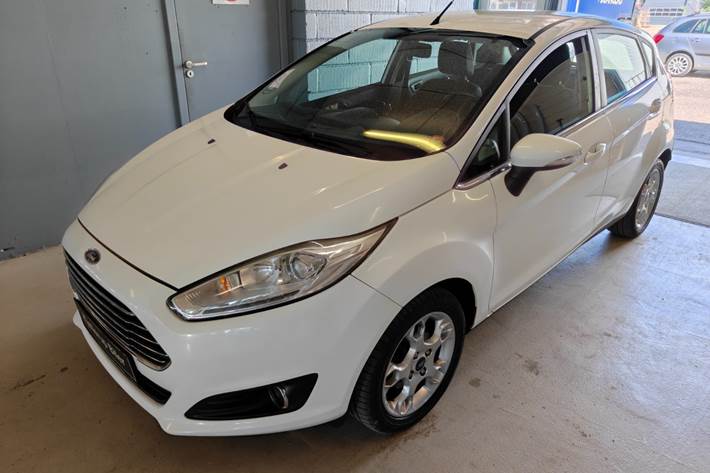 undefined Ford Fiesta fra 2014