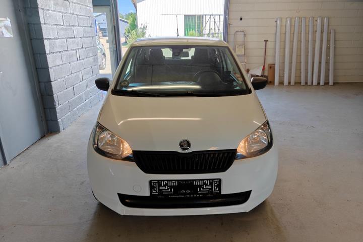 Gul Skoda Citigo fra 2012