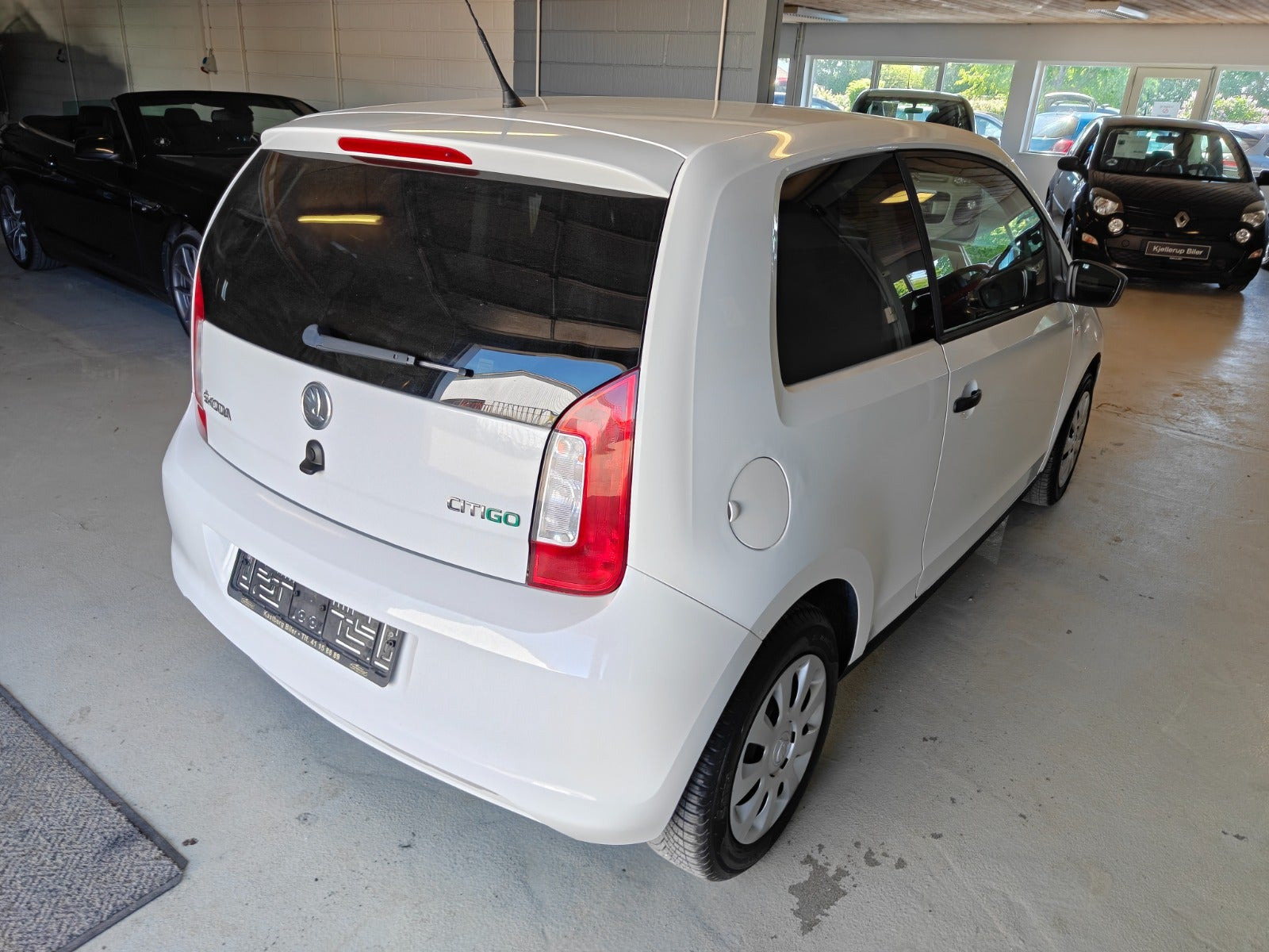 Gul Skoda Citigo fra 2012