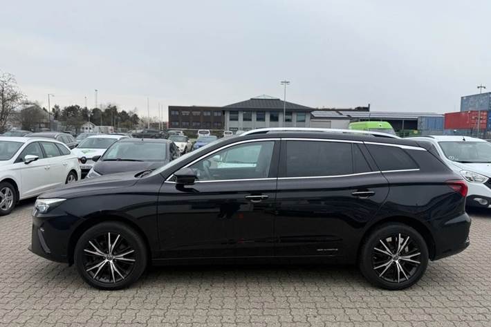 Sort MG MG5 fra 2022