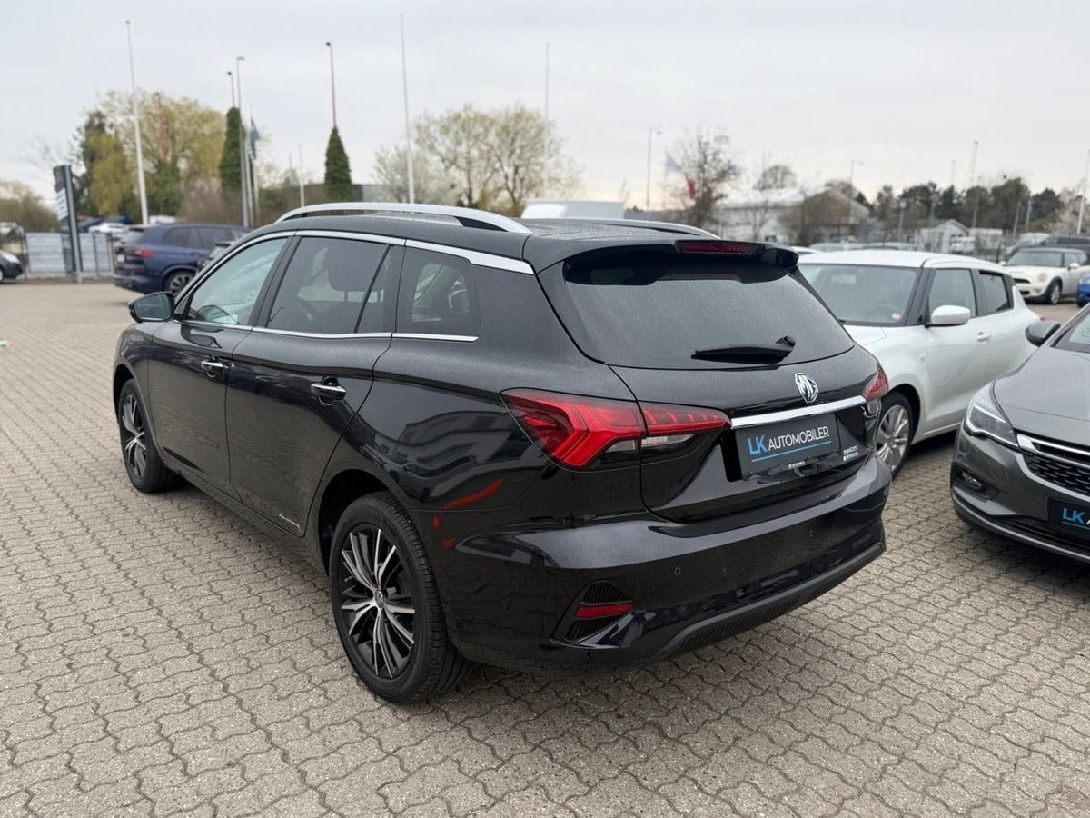 Sort MG MG5 fra 2022
