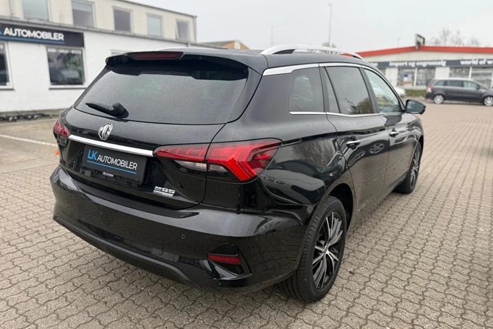 Sort MG MG5 fra 2022