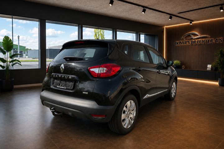 Sort Renault Captur fra 2017