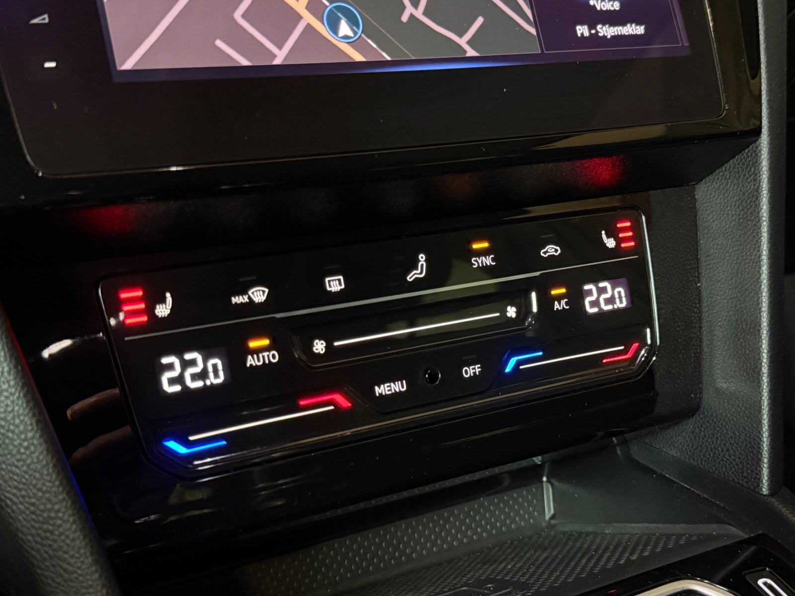 Sølv VW Passat fra 2021