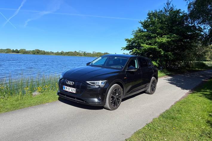 Sort Audi e-tron fra 2022