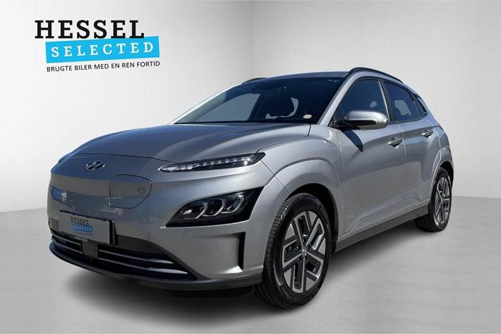 Grå Hyundai Kona fra 2022 set udefra