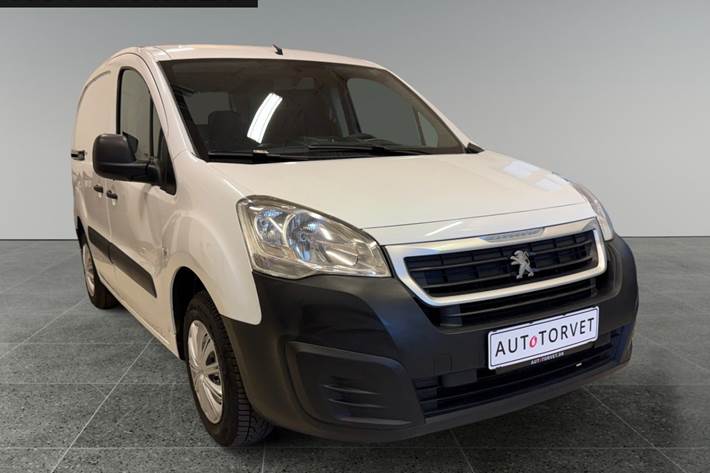 Hvid Peugeot Partner fra 2017