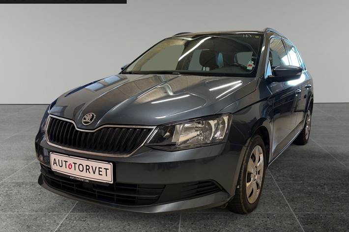 Grå Skoda Fabia fra 2018