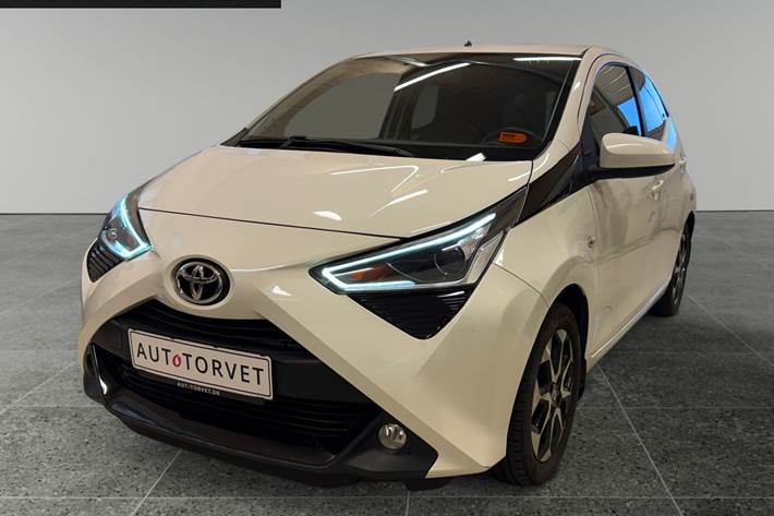 Hvid Toyota Aygo fra 2020