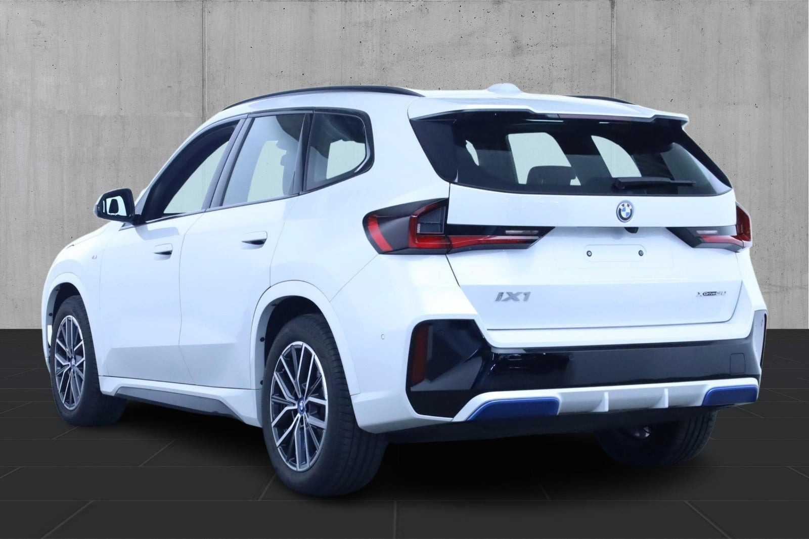 undefined BMW iX1 fra 2023