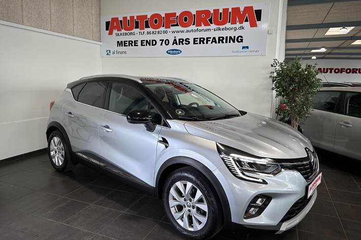 Grå Renault Captur fra 2020