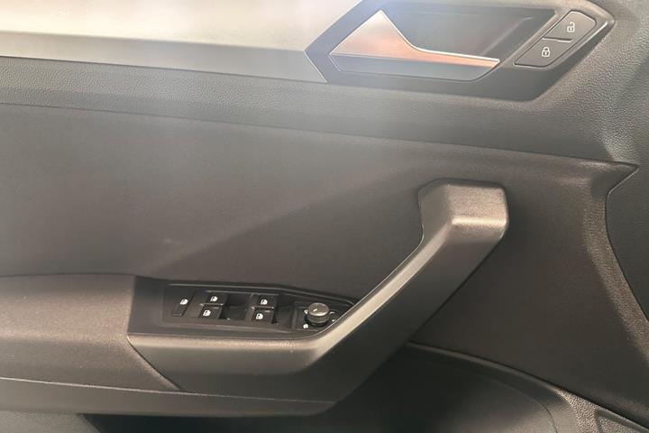 Sort VW T-Roc fra 2024