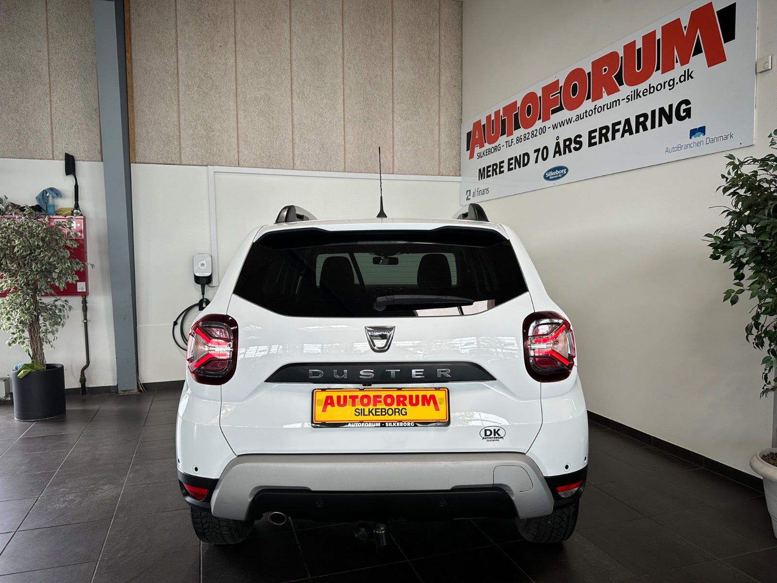 Hvid Dacia Duster fra 2022
