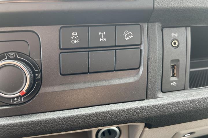 Blå VW Transporter fra 2018