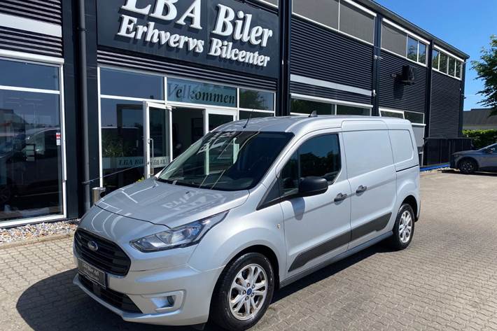 Sølv Ford Transit Connect fra 2021