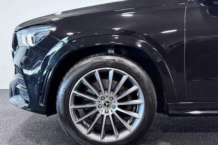 Sort Mercedes GLE350 de fra 2023
