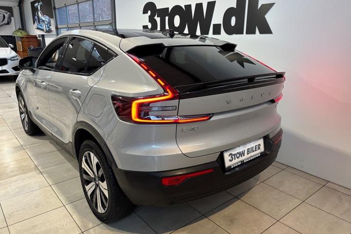 Sølv Volvo C40 fra 2023