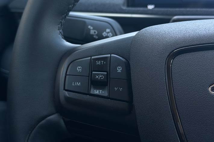 Sort Ford Mustang Mach-E fra 2024