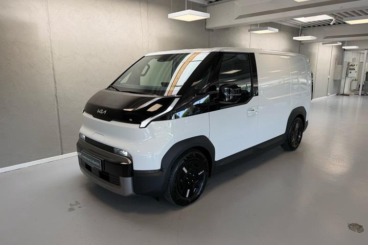 Hvid Kia PV5 Cargo fra 2026 set udefra