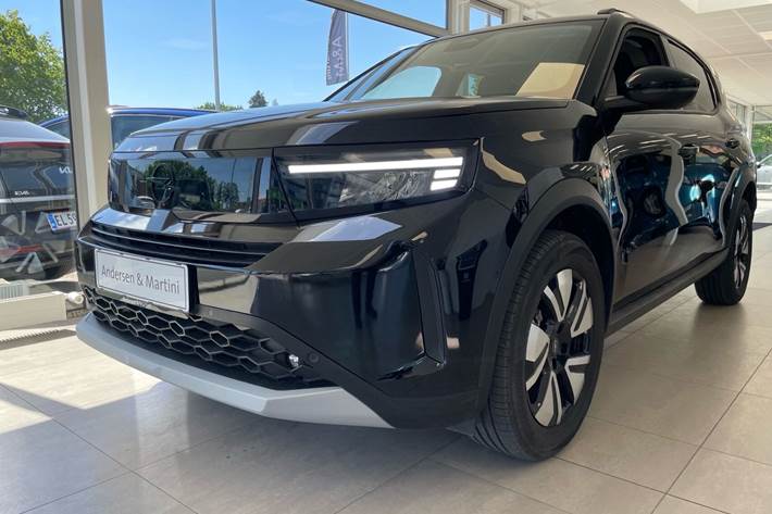 Sort Opel Frontera fra 2025