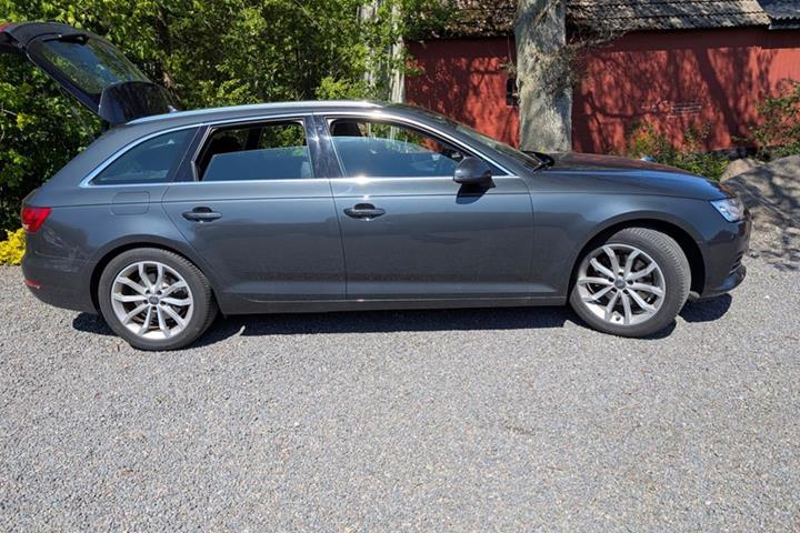 undefined Audi A4 fra 2017