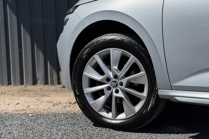 Sølv Skoda Kamiq fra 2021