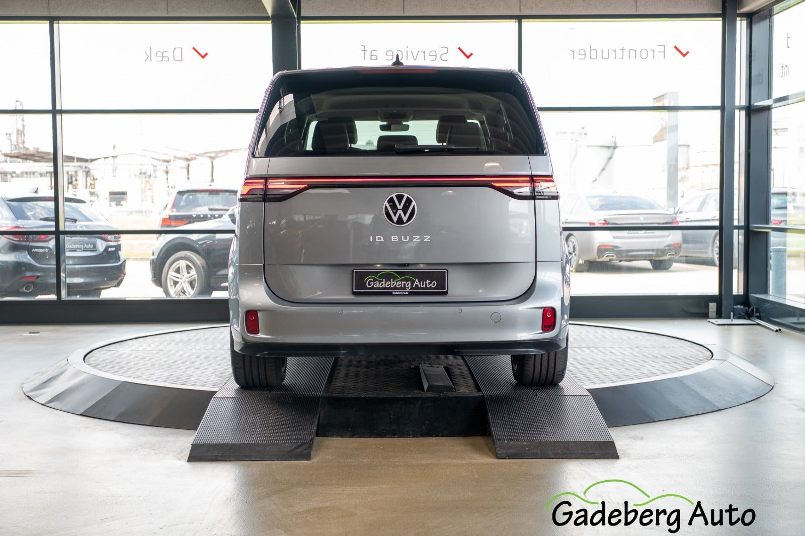 Sølv VW ID.Buzz fra 2024