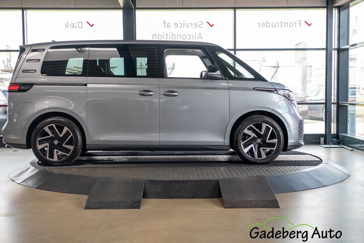 Sølv VW ID.Buzz fra 2024