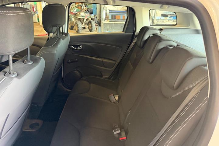 Hvid Renault Clio IV fra 2018