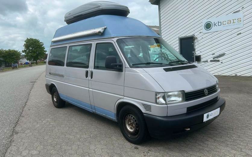 VW Transporter 2,5 TDi 102 Kombi