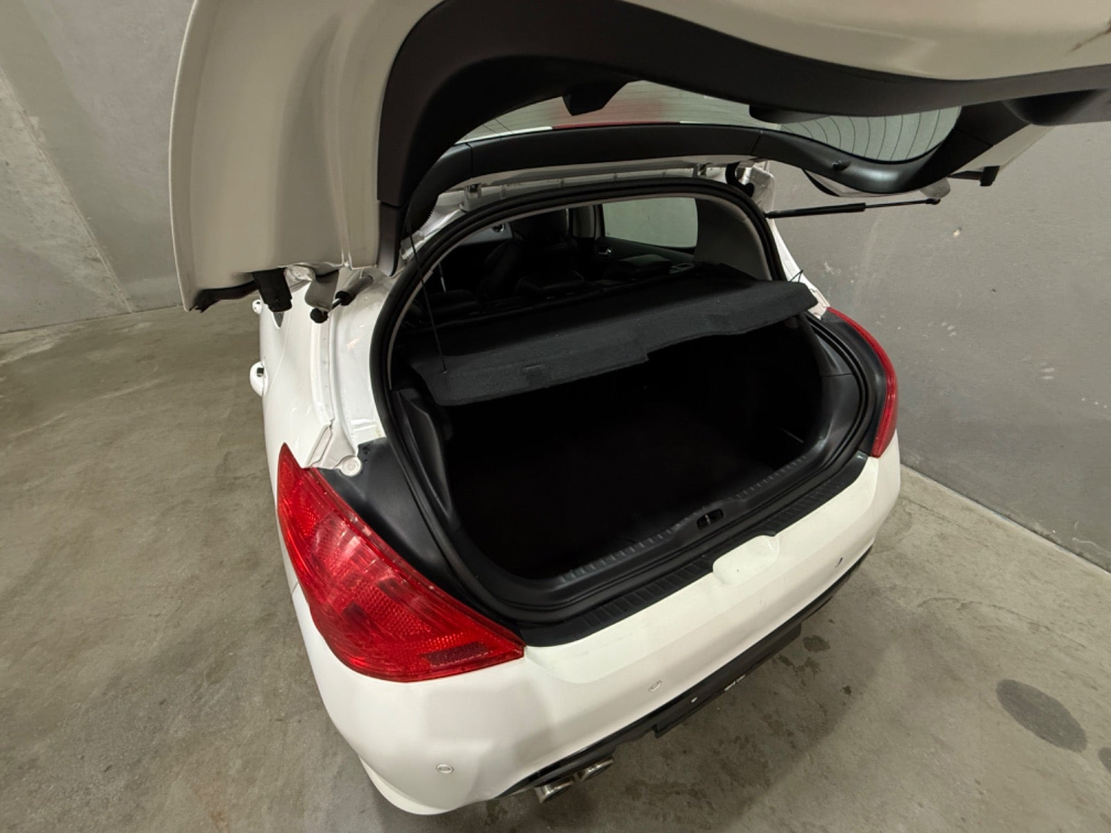 undefined Peugeot 308 fra 2010