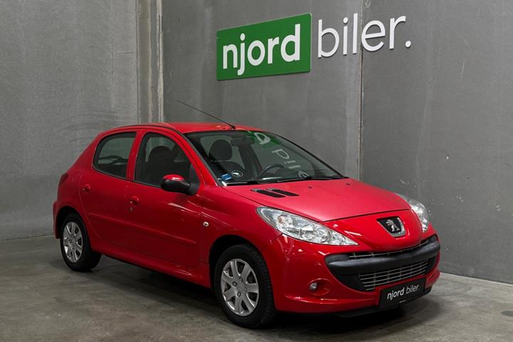 undefined Peugeot 206+ fra 2009 set udefra