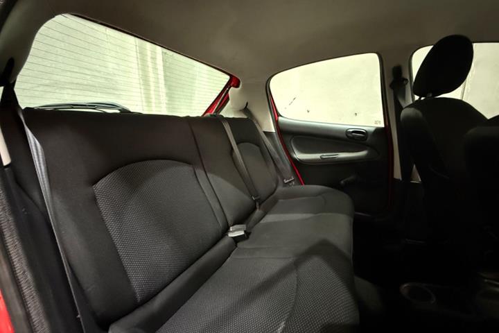 undefined Peugeot 206+ fra 2009