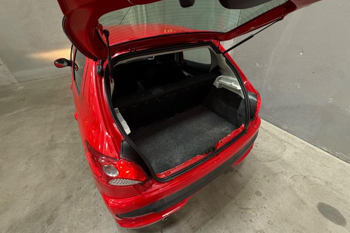 undefined Peugeot 206+ fra 2009