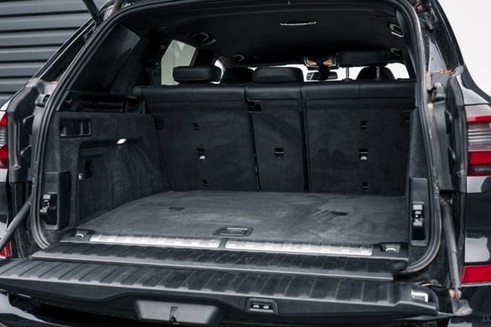 Sort BMW X5 fra 2020