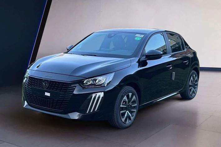 Sort Peugeot e-208 fra 2025