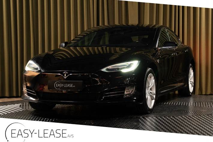 Sort Tesla Model S fra 2017