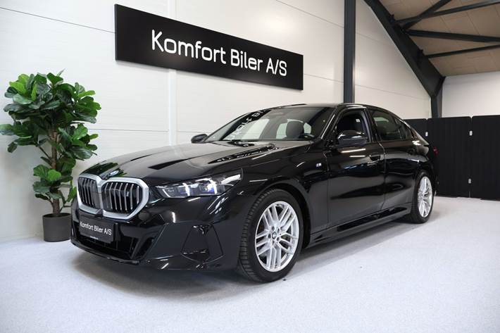 Sort BMW i5 fra 2024