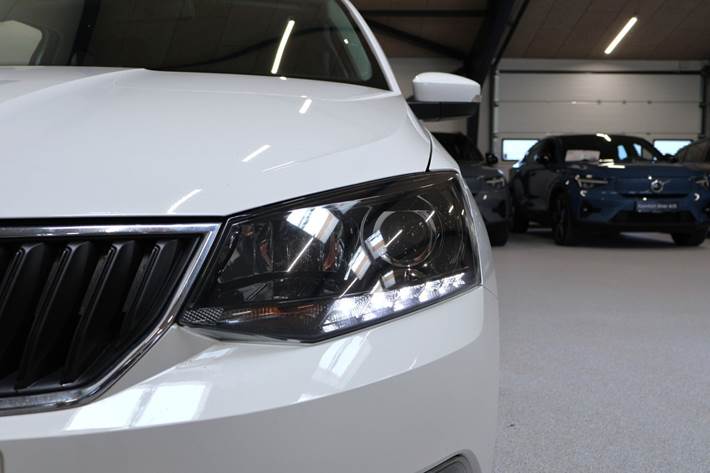 Hvid Skoda Fabia fra 2016