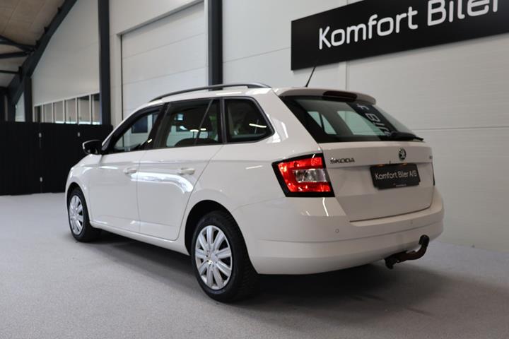 Hvid Skoda Fabia fra 2016