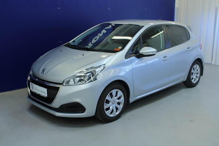 Sølv Peugeot 208 fra 2017