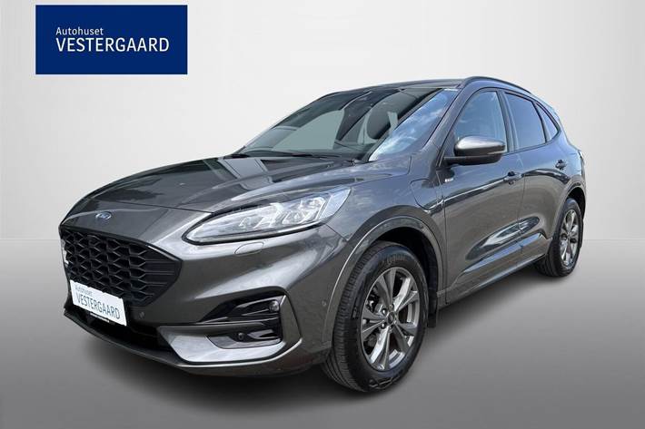 Grå Ford Kuga fra 2023