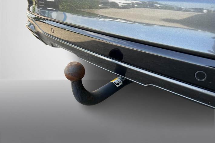 Grå Ford Kuga fra 2023