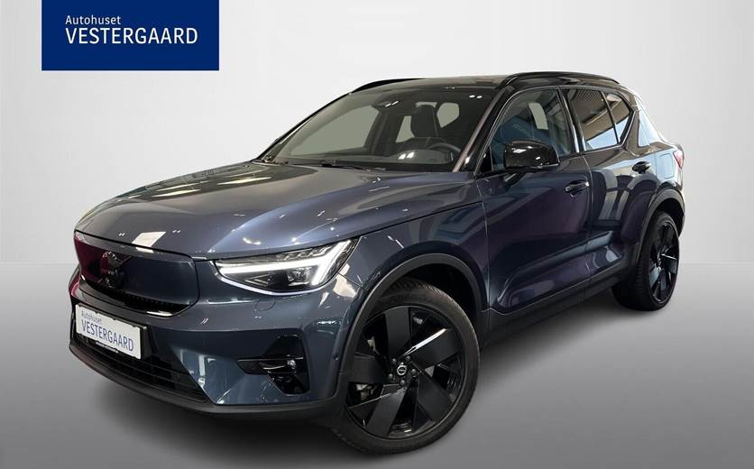 Volvo EX40 Extended Range Black Edition
