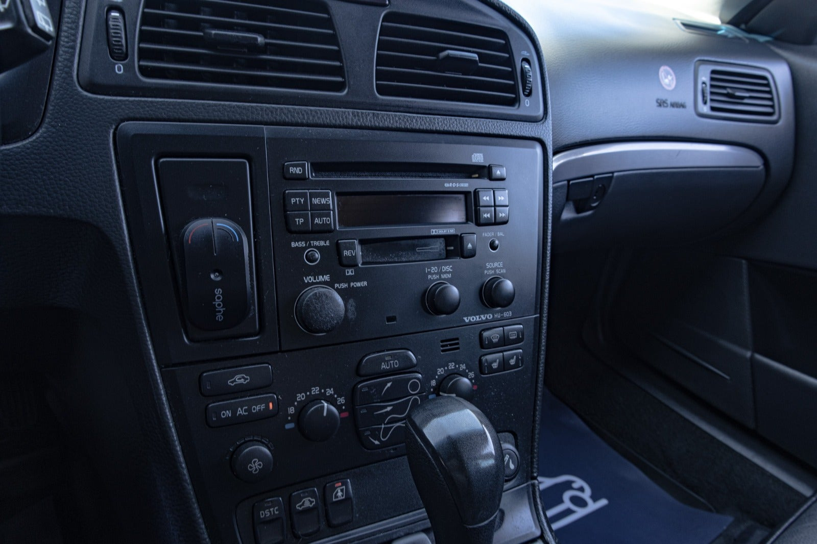Sølv Volvo V70 fra 2004