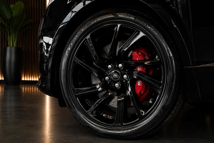 Sort Land Rover Range Rover sport fra 2018