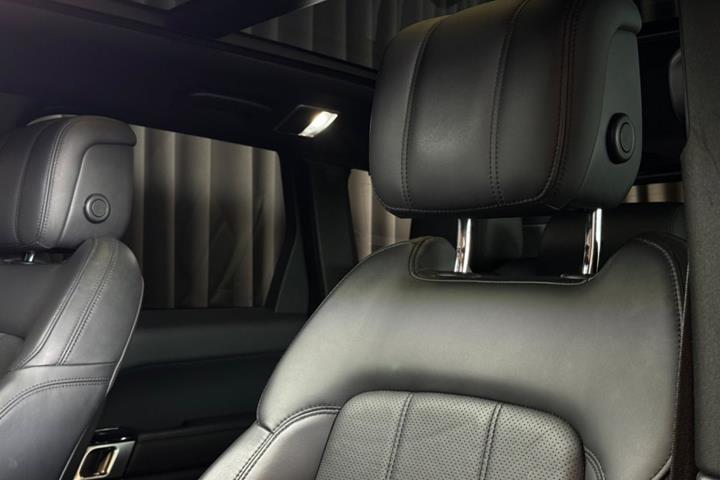 Sort Land Rover Range Rover sport fra 2018