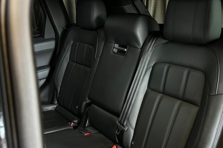 Sort Land Rover Range Rover sport fra 2018