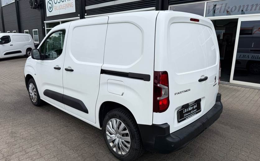 Peugeot Partner 1,5 BlueHDi 100 L1V1 Plus Van